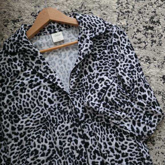 Soma Other - Soma Leopard Print Longsleeve Sleep Shirt Women S Black White Gray